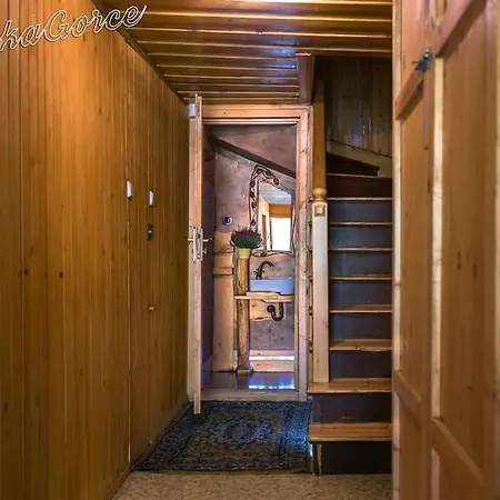 Prawdziwy W Gorach Chalet *